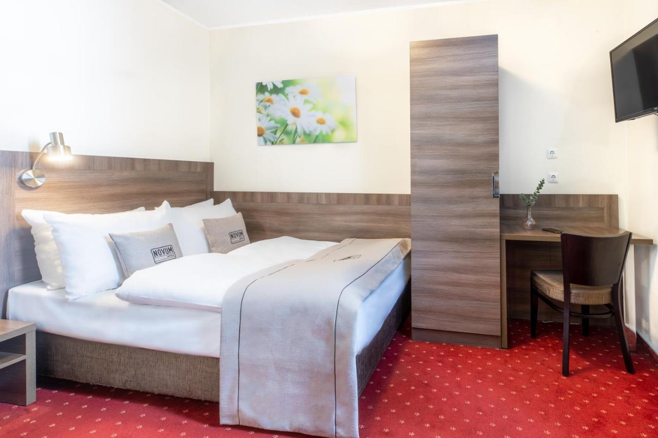 Hotel Novum Leonet Altstadt 3*